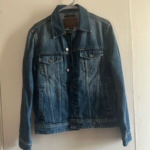 Men’s denim jacket from GUESS